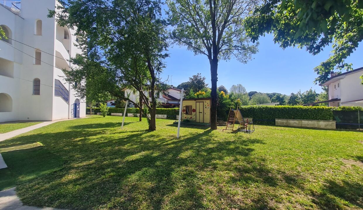 WhatsApp Image 2026-04-23 at 10.49.11